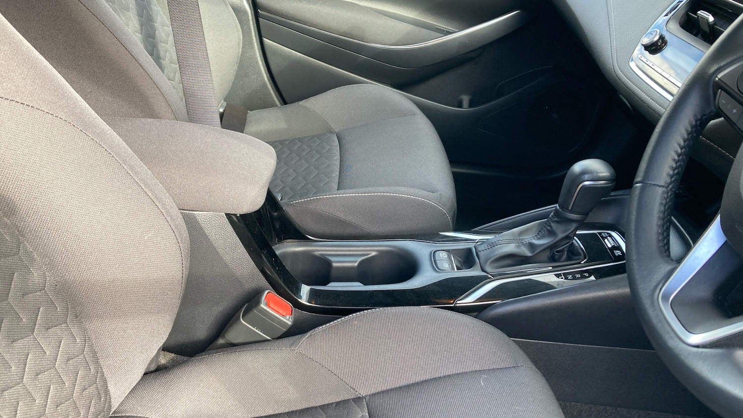 Used Toyota Corolla 2022 for sale - 78010930: Photo 34