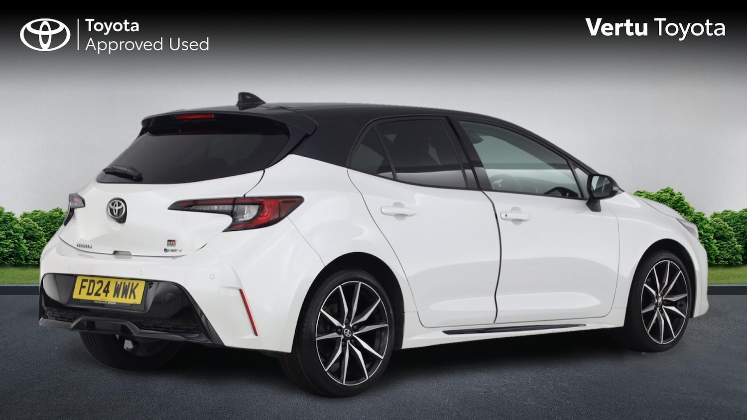 Used Toyota Corolla 2024 for sale - 76835339: Photo 2