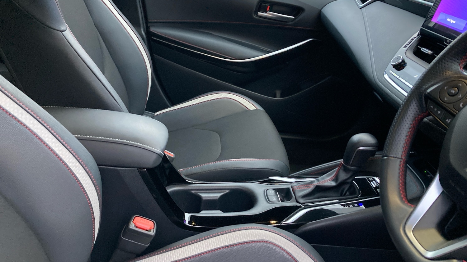 Used Toyota Corolla 2024 for sale - 76835339: Photo 34