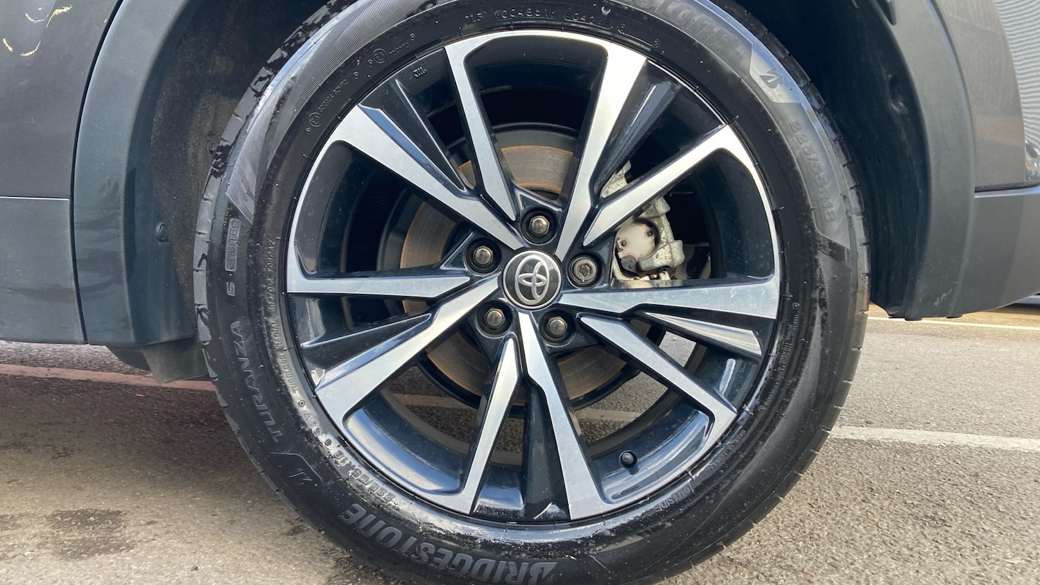 Used Toyota C-HR 2024 for sale - 76343868: Photo 18