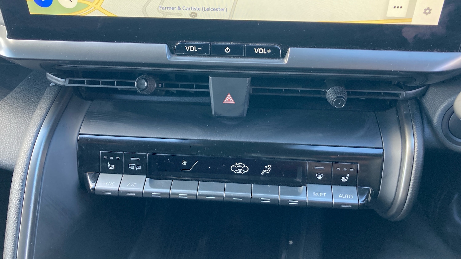 Used Toyota C-HR 2024 for sale - 76343868: Photo 33