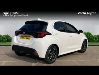 Used Toyota Yaris 2023 for sale - 74548742: Photo