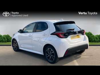 Used Toyota Yaris 2023 for sale - 74548742: Photo