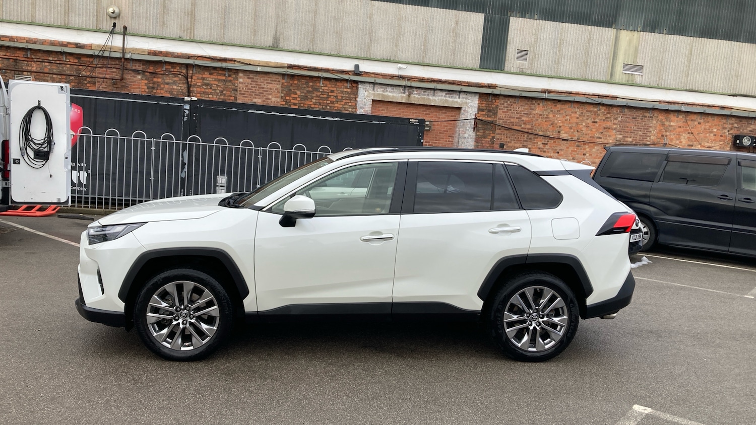 Used Toyota RAV4 2022 for sale - 77404481: Photo 17