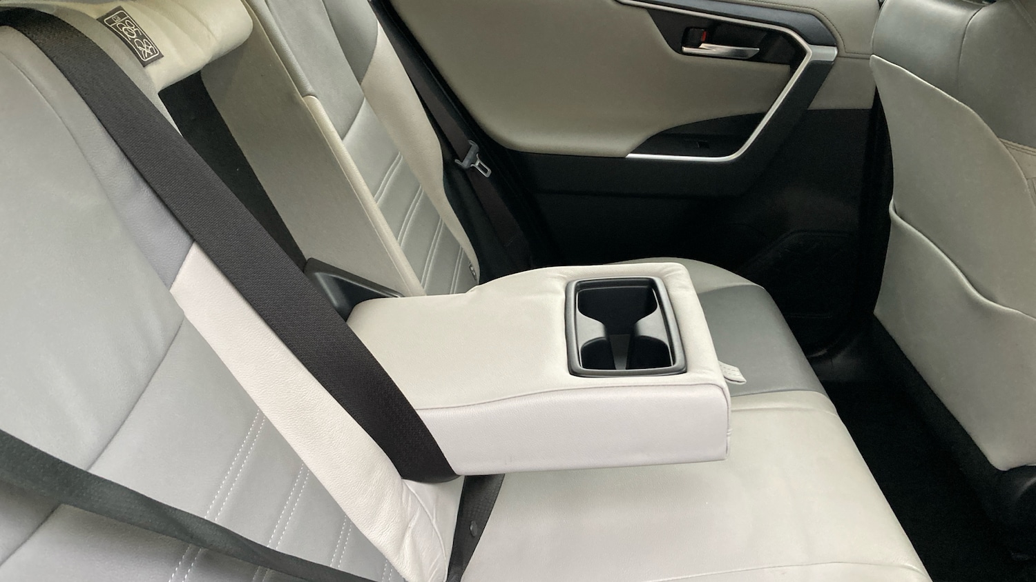 Used Toyota RAV4 2022 for sale - 77404481: Photo 43