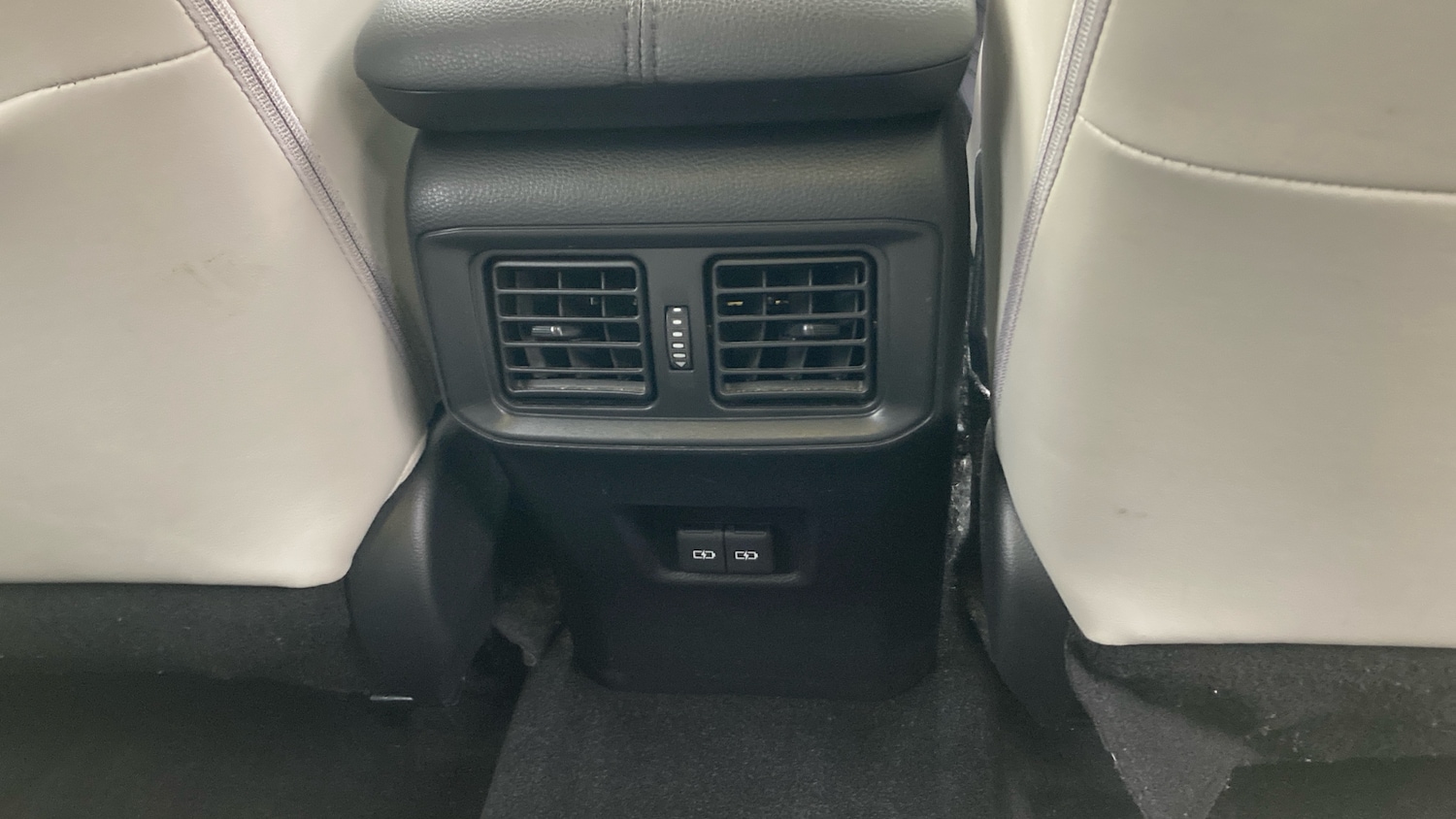 Used Toyota RAV4 2022 for sale - 77404481: Photo 44