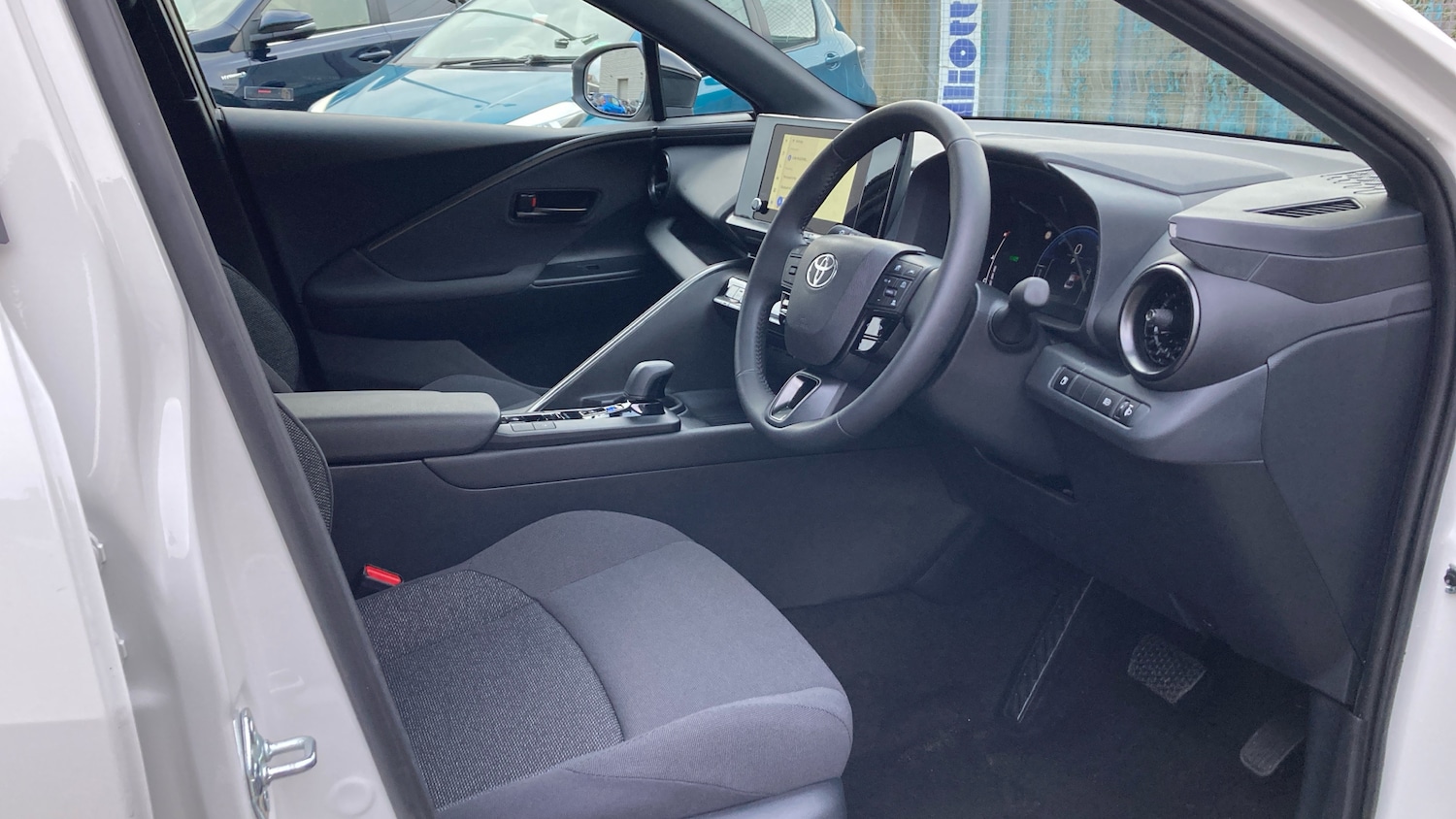 Used Toyota C-HR 2025 for sale - 77449313: Photo 11