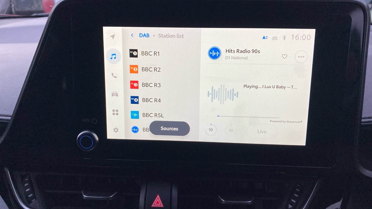 Used Toyota C-HR 2023 for sale - 77555207: Photo 25