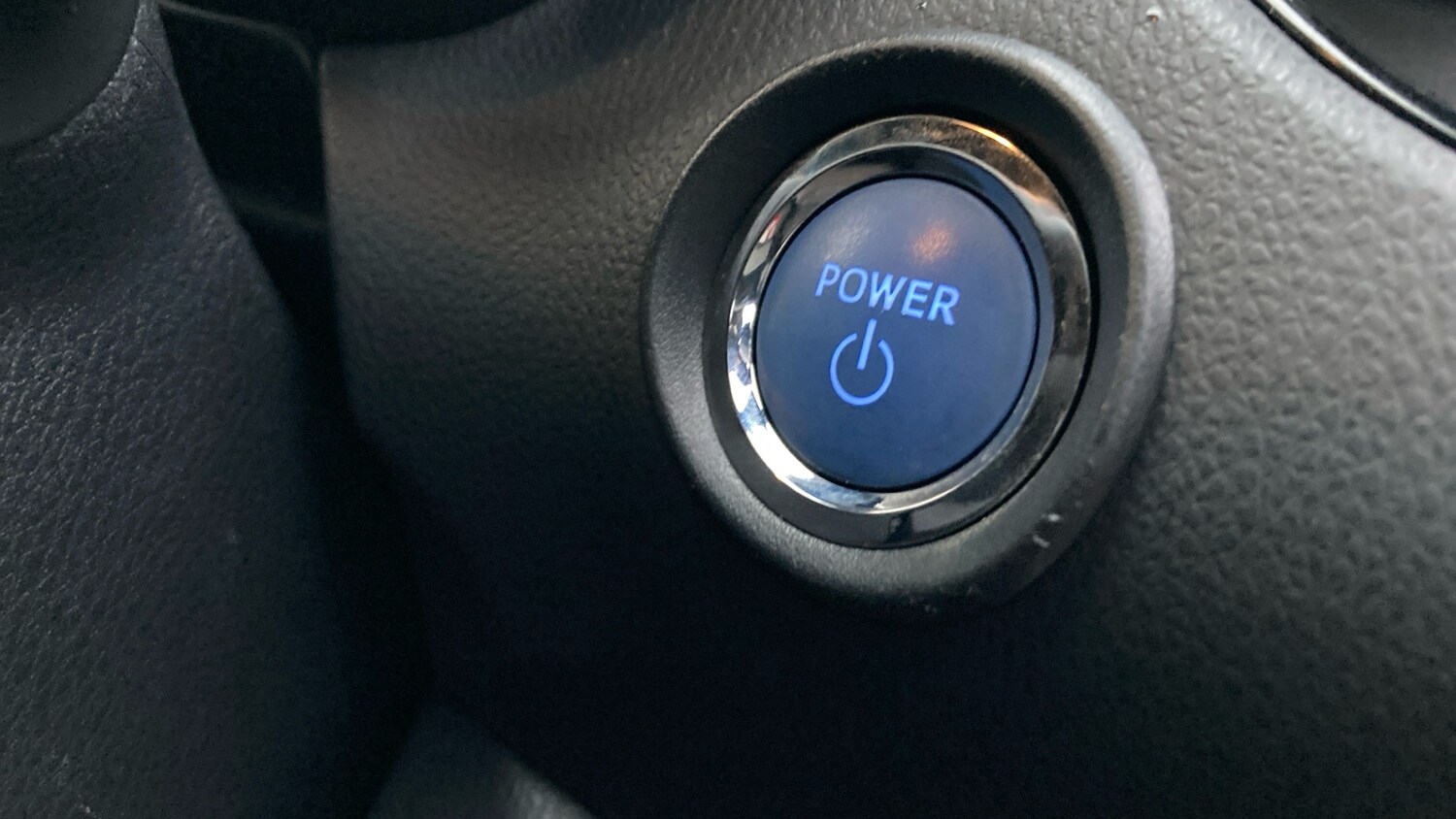 Used Toyota C-HR 2023 for sale - 77555207: Photo 35