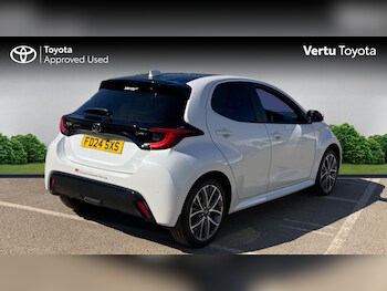 Used Toyota Yaris 2024 for sale - 78442870: Photo