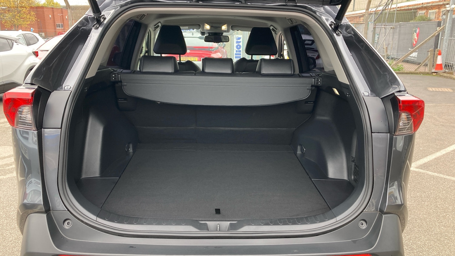 Used Toyota RAV4 2022 for sale - 76451828: Photo 14