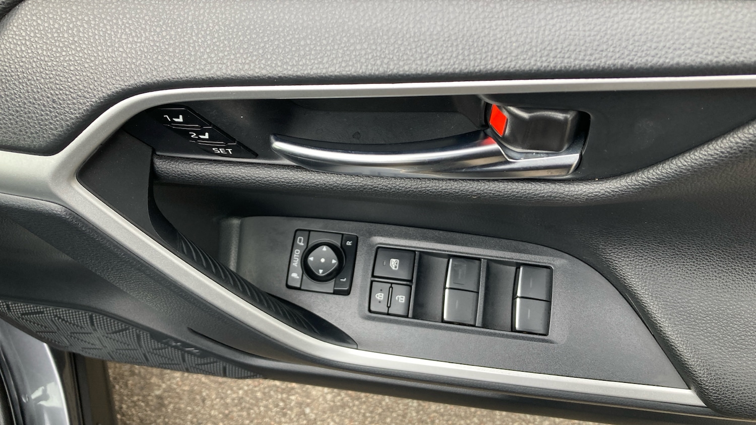 Used Toyota RAV4 2022 for sale - 76451828: Photo 32