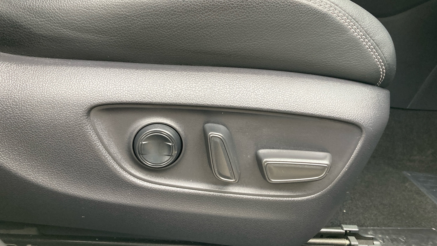 Used Toyota RAV4 2022 for sale - 76451828: Photo 34