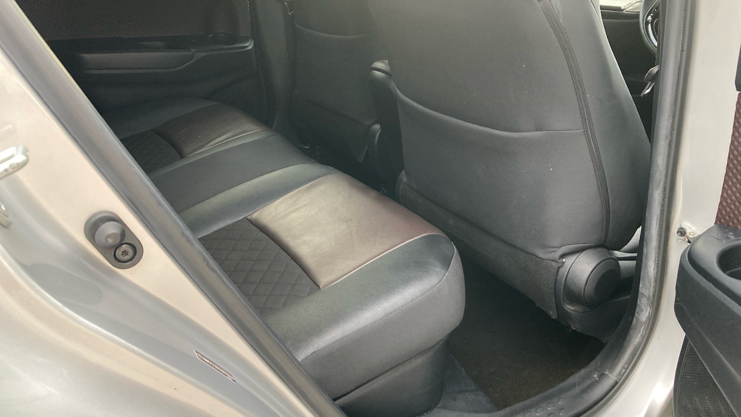 Used Toyota C-HR 2017 for sale - 77791466: Photo 12