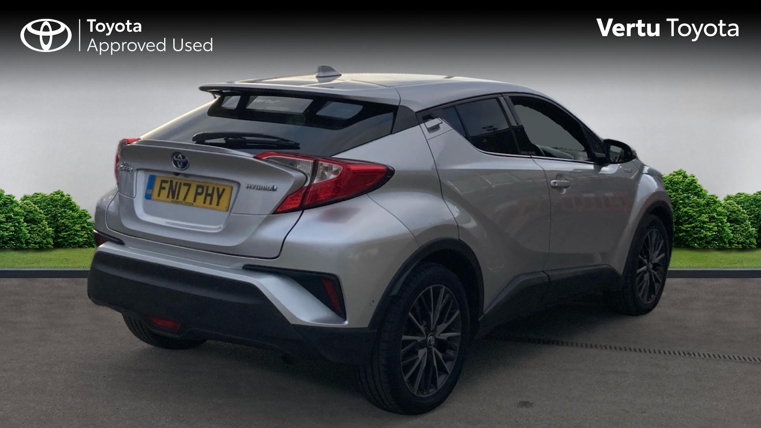 Used Toyota C-HR 2017 for sale - 77791466: Photo 2