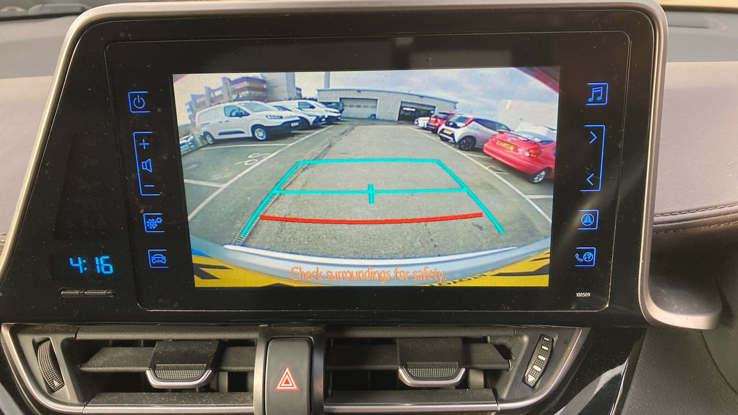 Used Toyota C-HR 2017 for sale - 77791466: Photo 25