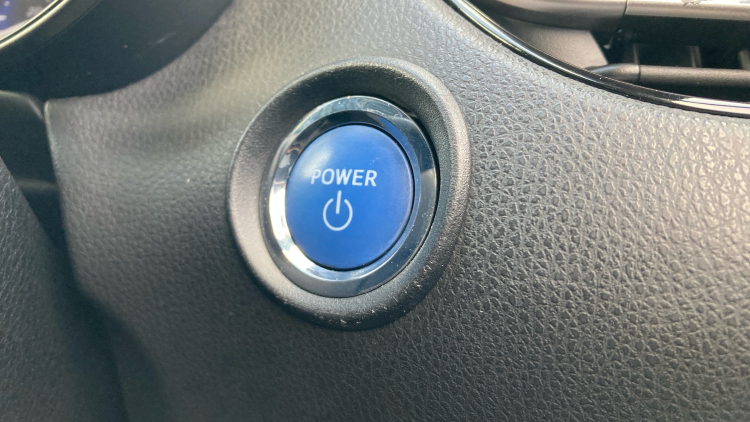 Used Toyota C-HR 2017 for sale - 77791466: Photo 40