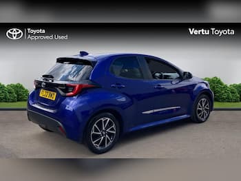 Used Toyota Yaris 2022 for sale - 79383795: Photo