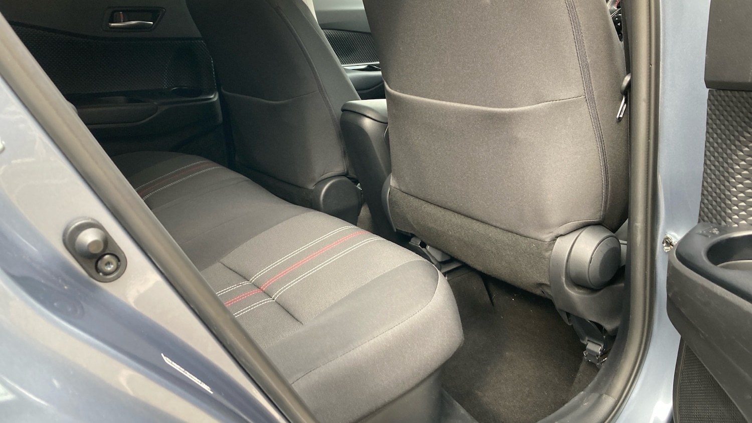 Used Toyota C-HR 2021 for sale - 76262766: Photo 12