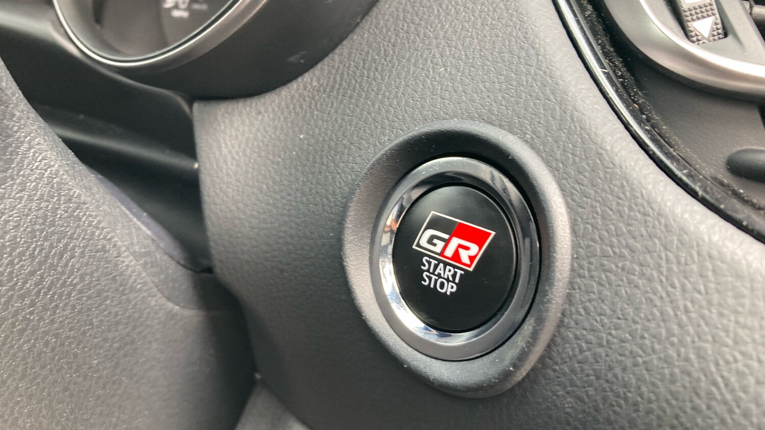 Used Toyota C-HR 2021 for sale - 76262766: Photo 35