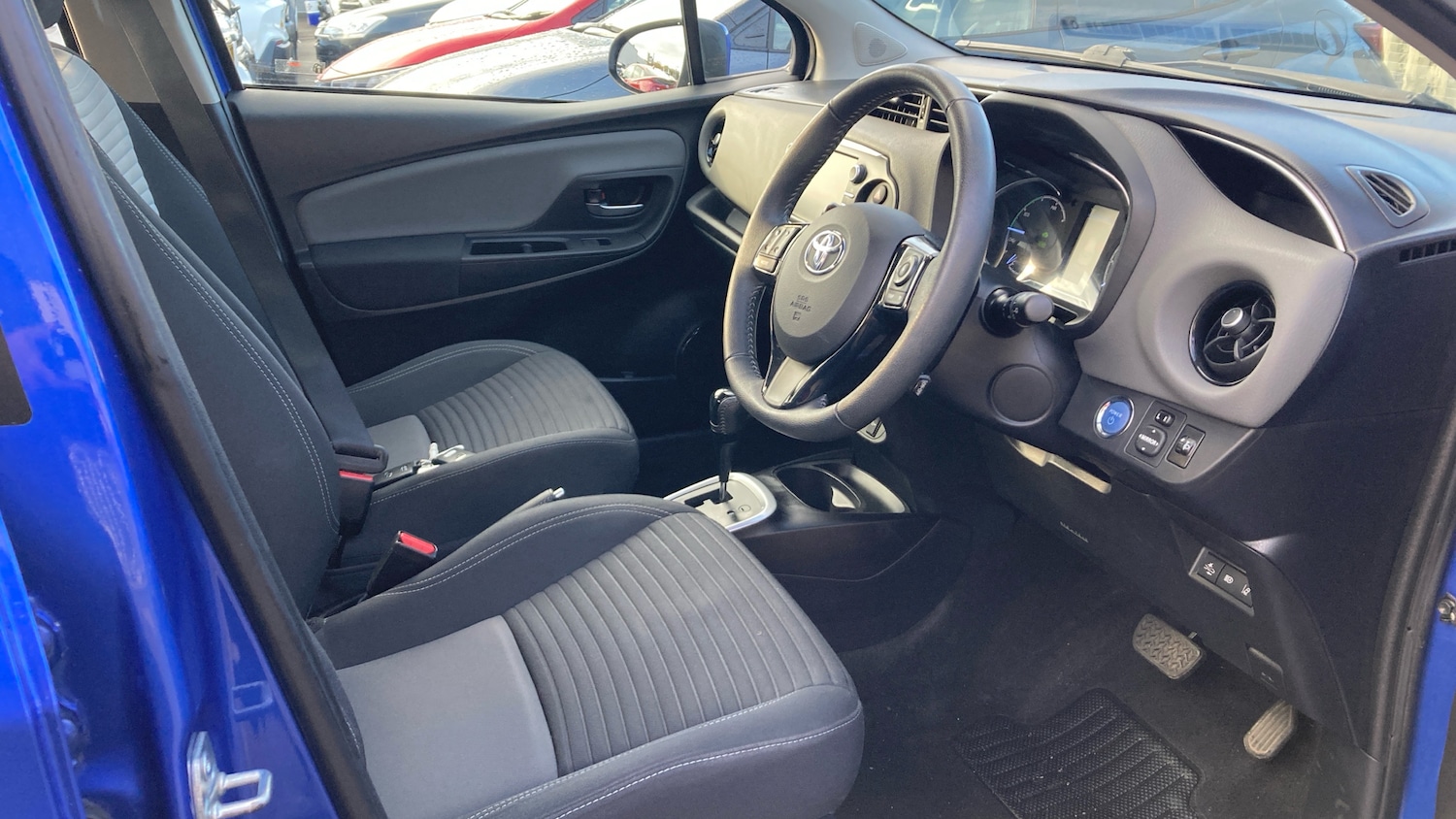 Used Toyota Yaris 2019 for sale - 76461257: Photo 11