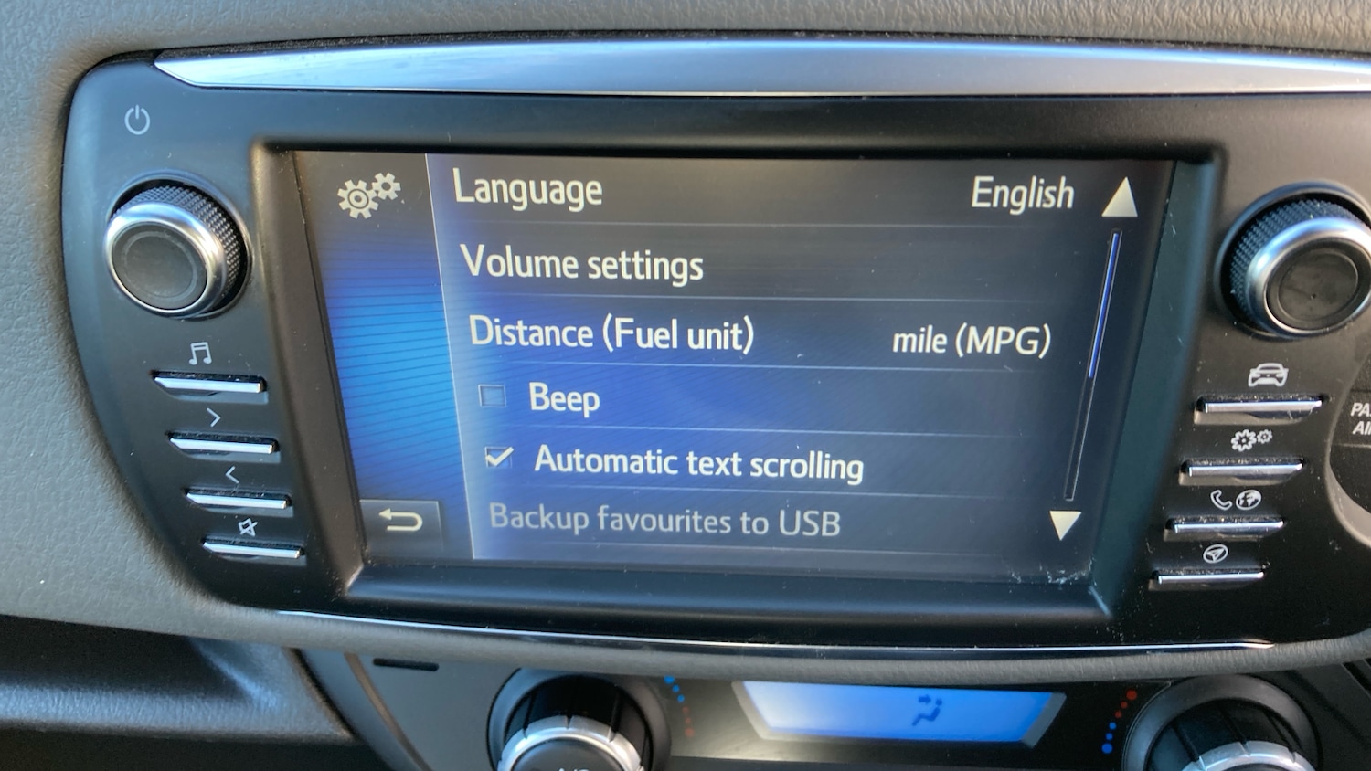 Used Toyota Yaris 2019 for sale - 76461257: Photo 28