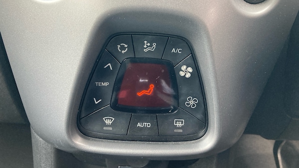 Used Toyota AYGO 2019 for sale - 76257582: Photo 37