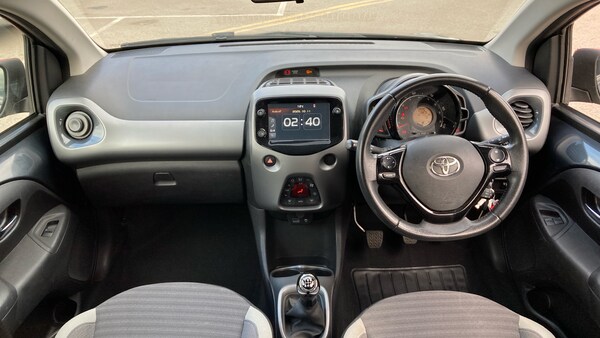 Used Toyota AYGO 2019 for sale - 76257582: Photo 5