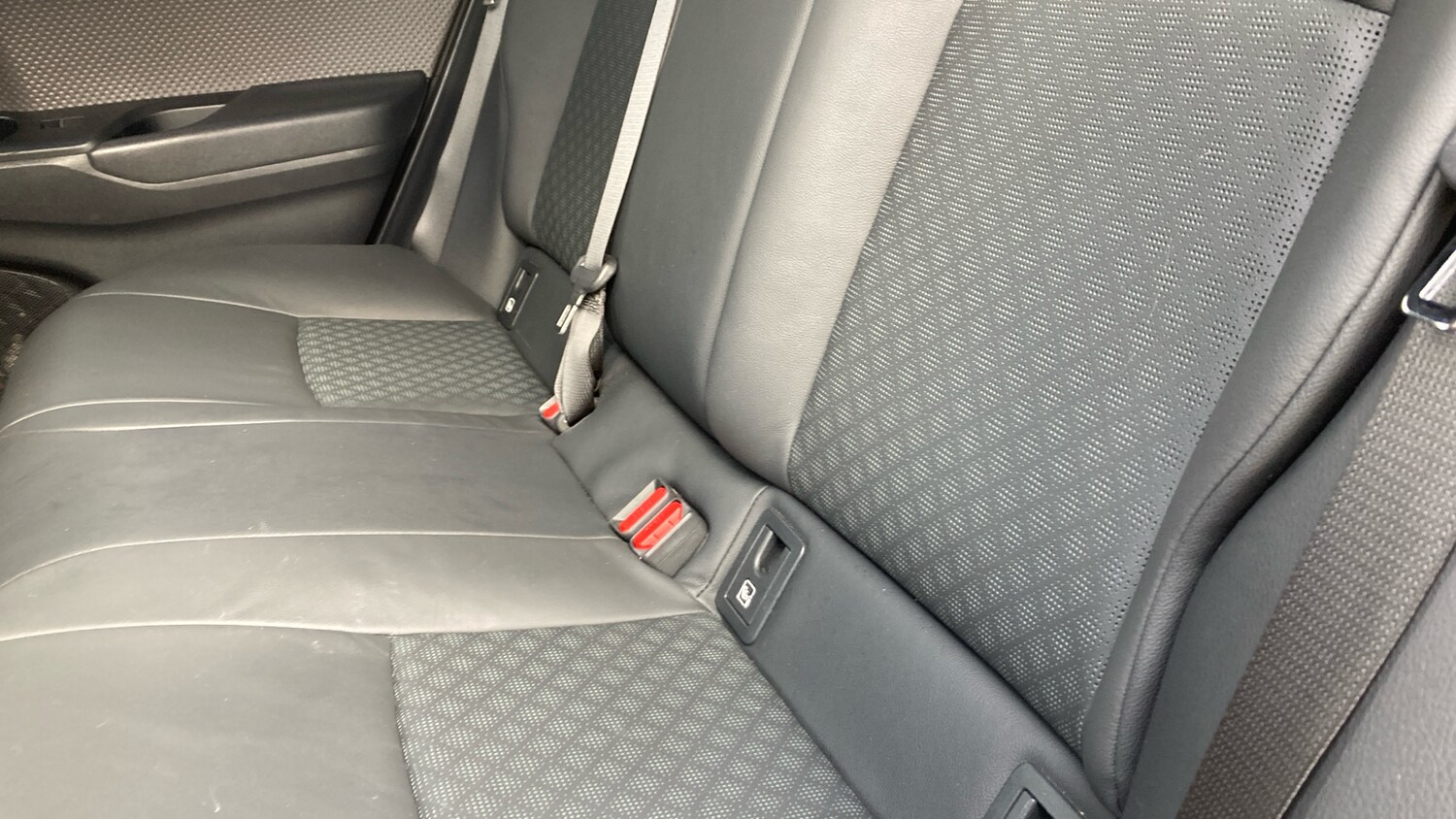 Used Toyota C-HR 2021 for sale - 76257567: Photo 22