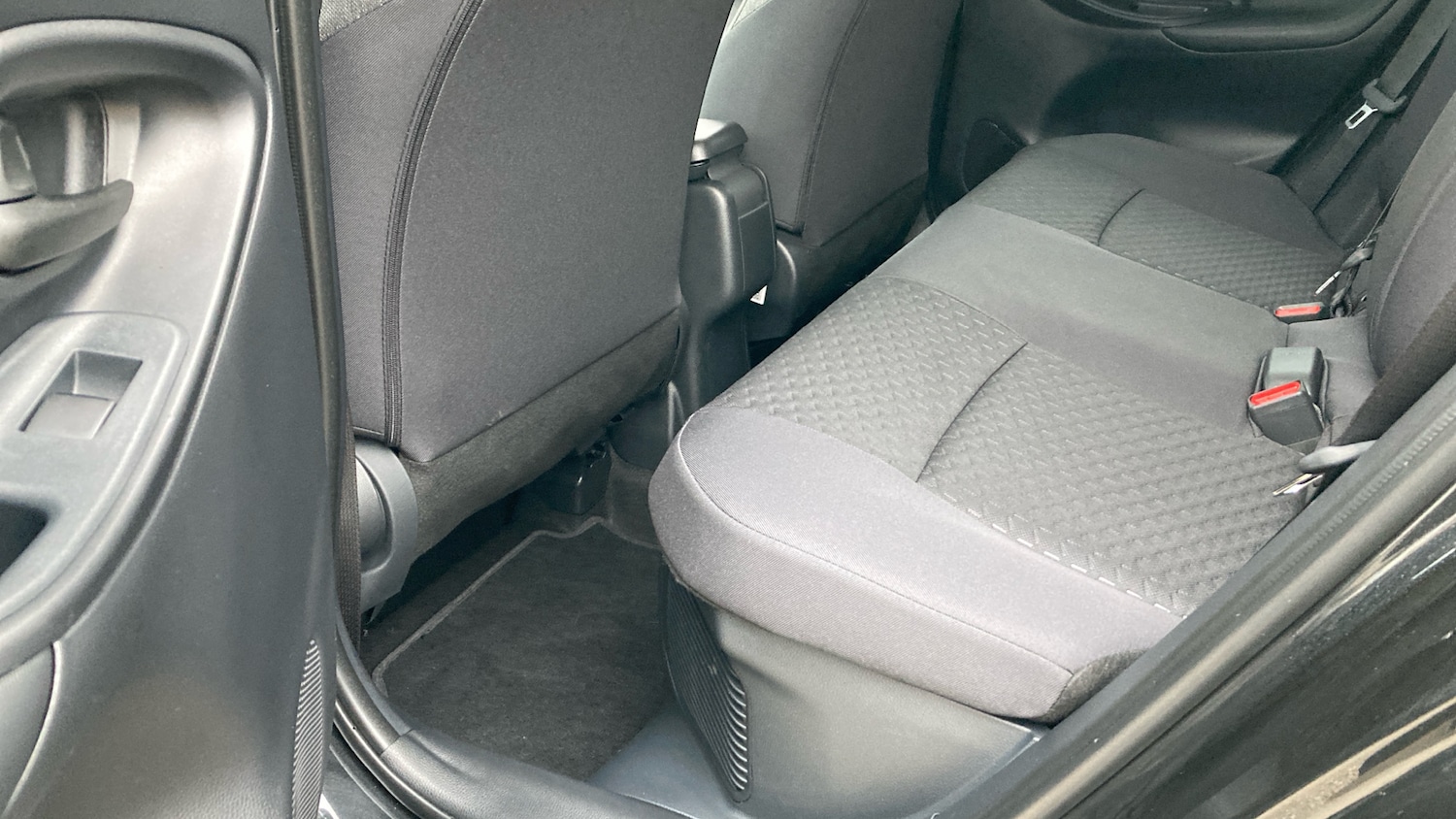 Used Toyota Yaris Cross 2025 for sale - 77450236: Photo 13