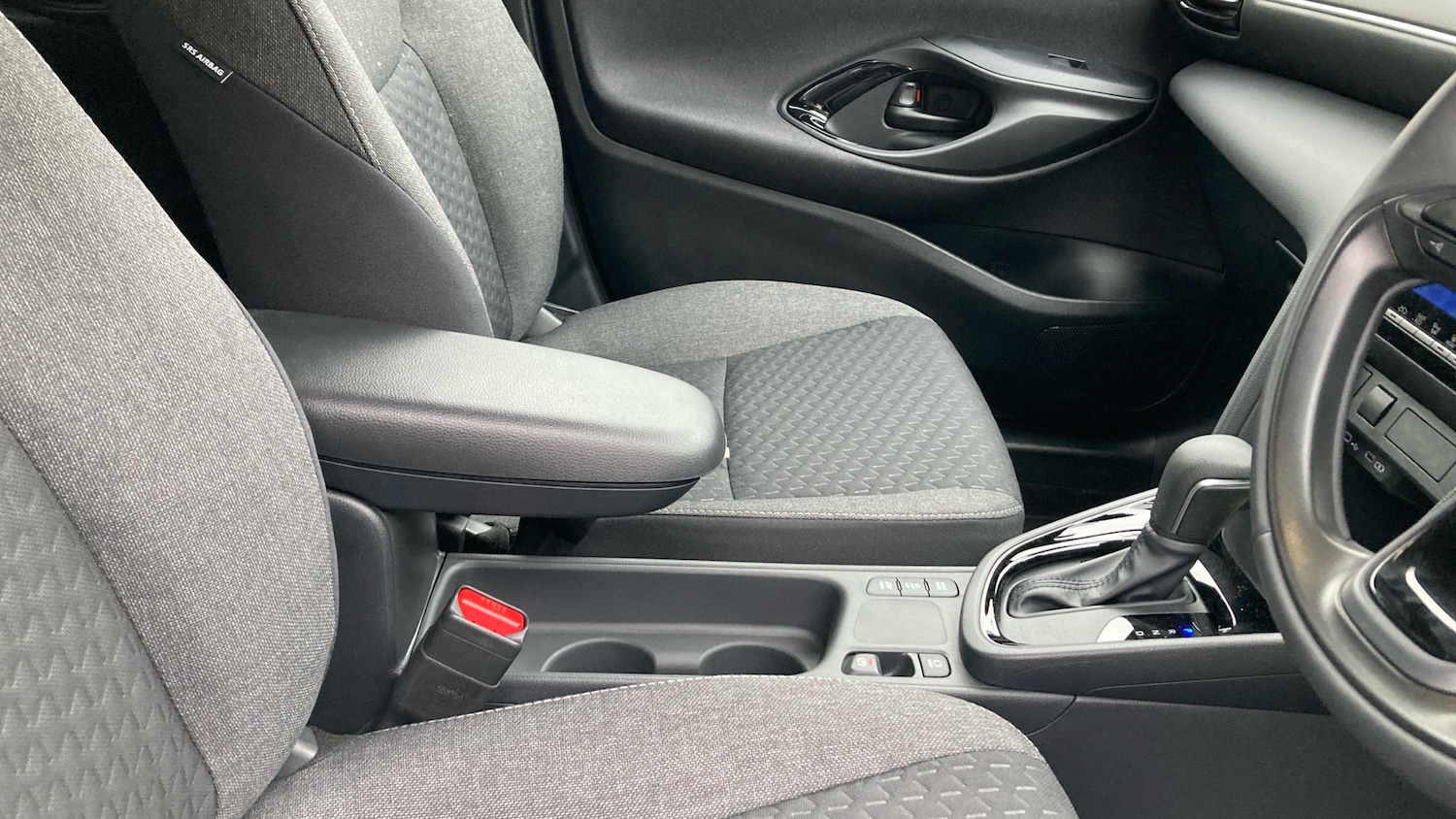 Used Toyota Yaris Cross 2025 for sale - 77450236: Photo 34