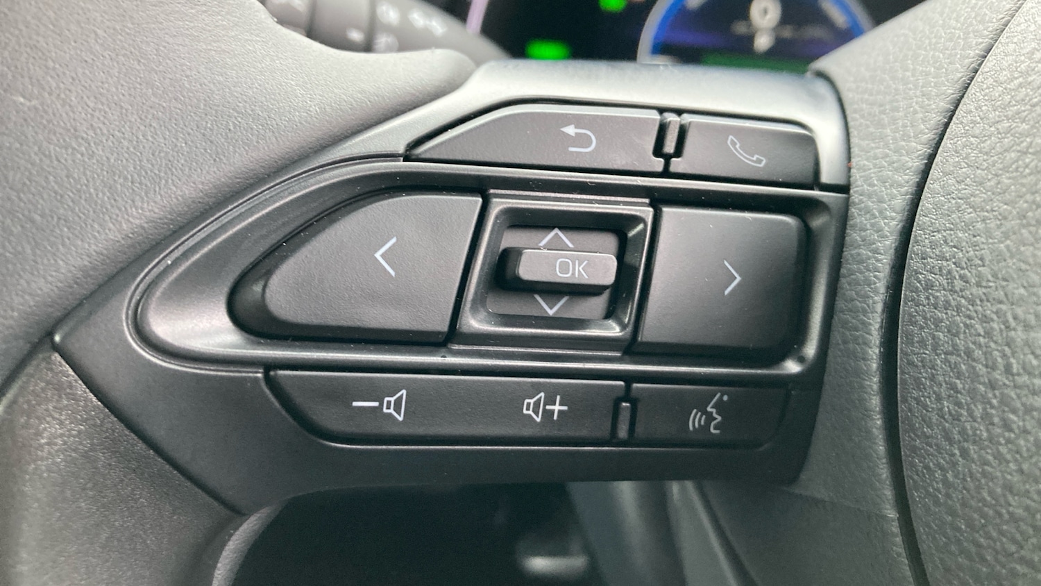 Used Toyota Yaris Cross 2025 for sale - 77450236: Photo 36