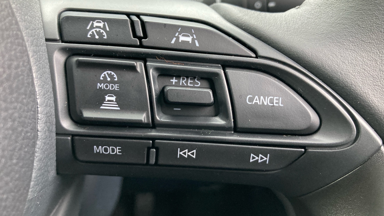 Used Toyota Yaris Cross 2025 for sale - 77450236: Photo 37