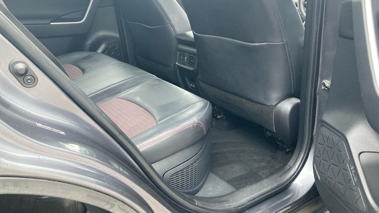 Used Toyota RAV4 2022 for sale - 77572633: Photo 12