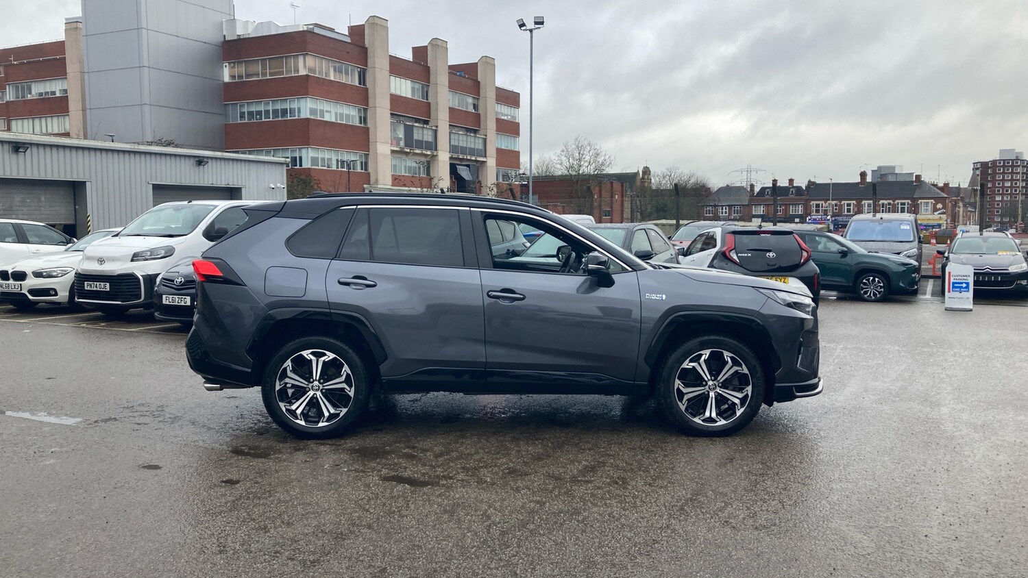 Used Toyota RAV4 2022 for sale - 77572633: Photo 16