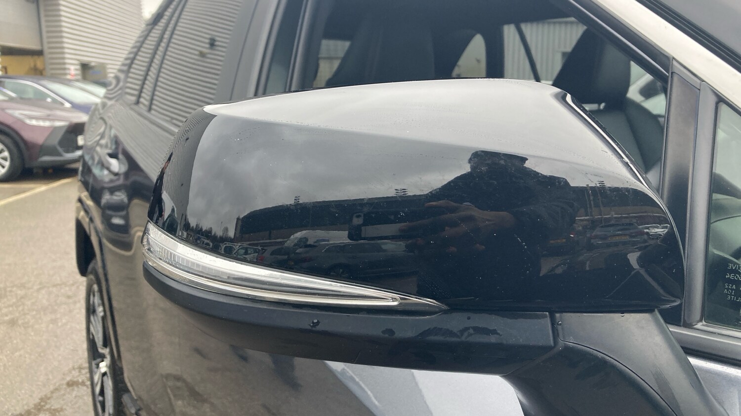 Used Toyota RAV4 2022 for sale - 77572633: Photo 28