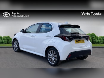 Used Toyota Yaris 2023 for sale - 78235956: Photo