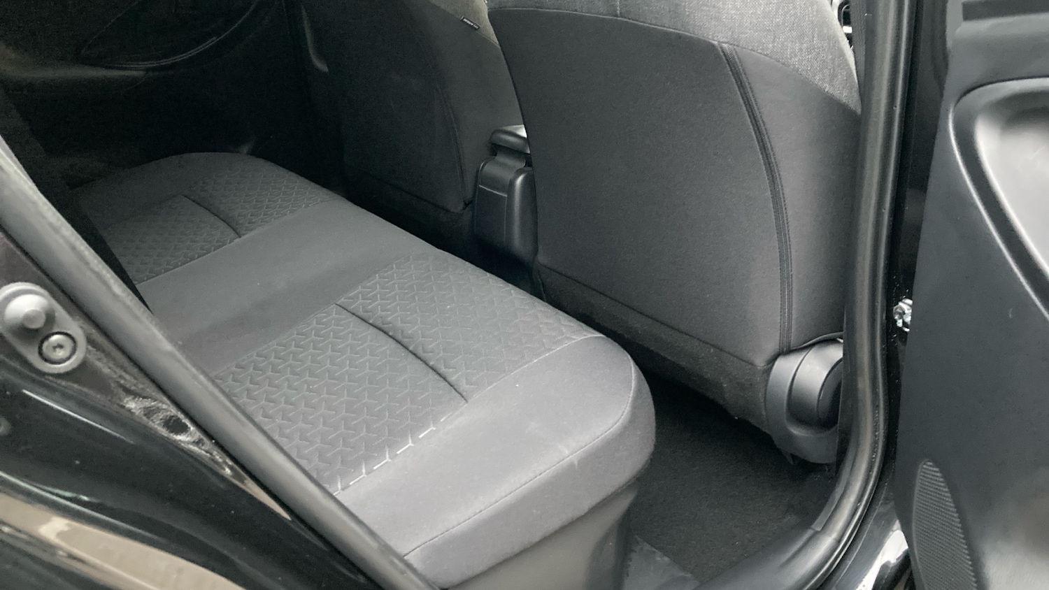 Used Toyota Yaris Cross 2022 for sale - 76467926: Photo 12