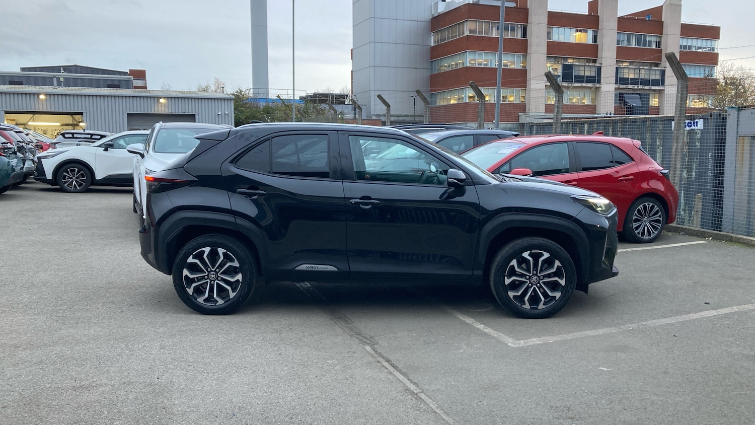 Used Toyota Yaris Cross 2022 for sale - 76467926: Photo 16