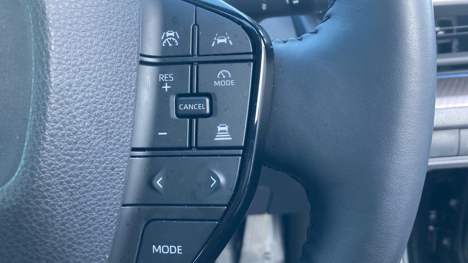 Used Toyota Prius 2024 for sale - 78123393: Photo 30