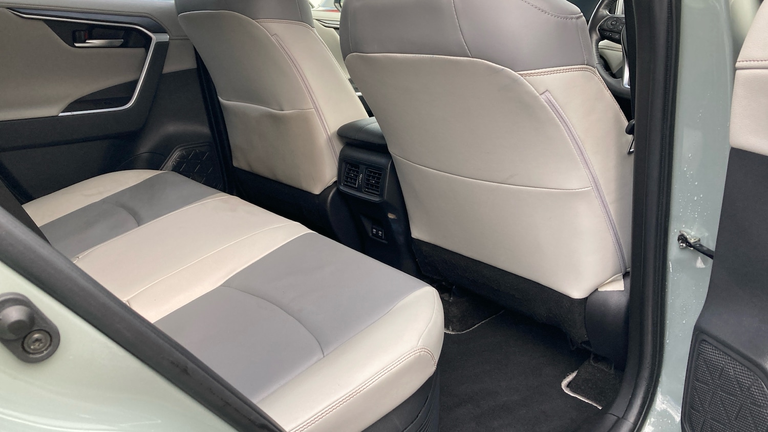 Used Toyota RAV4 2021 for sale - 77197918: Photo 12