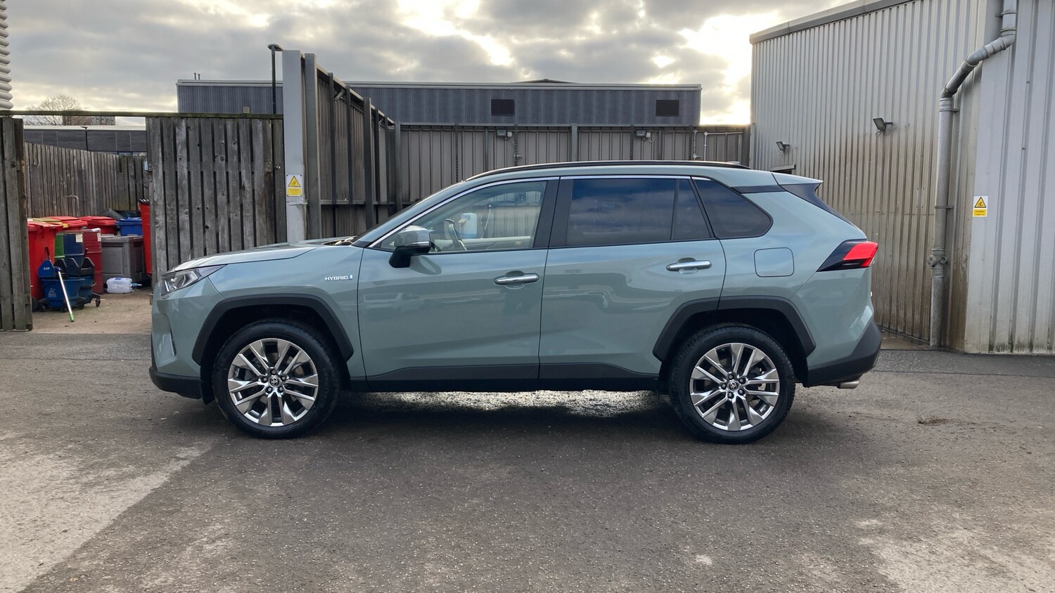 Used Toyota RAV4 2021 for sale - 77197918: Photo 17