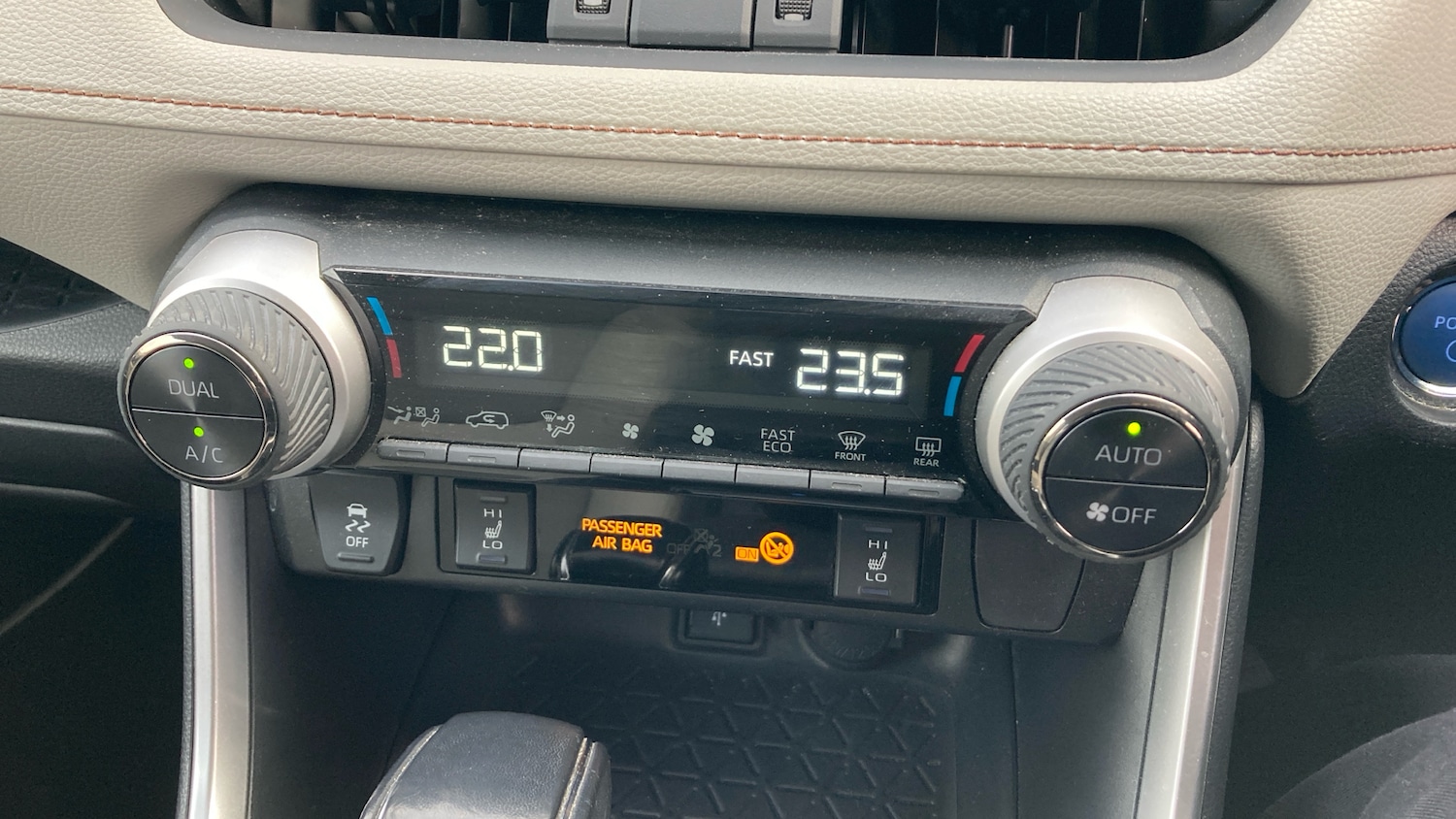 Used Toyota RAV4 2021 for sale - 77197918: Photo 38