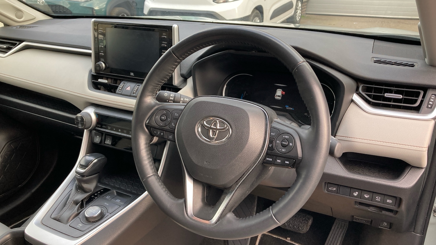 Used Toyota RAV4 2021 for sale - 77197918: Photo 6