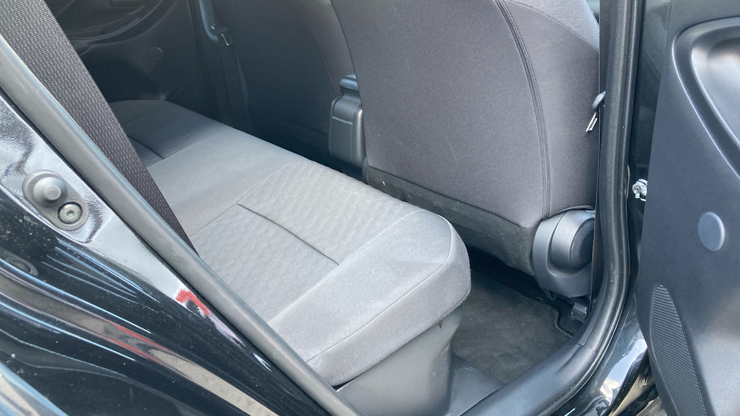 Used Toyota Yaris 2022 for sale - 78010924: Photo 12