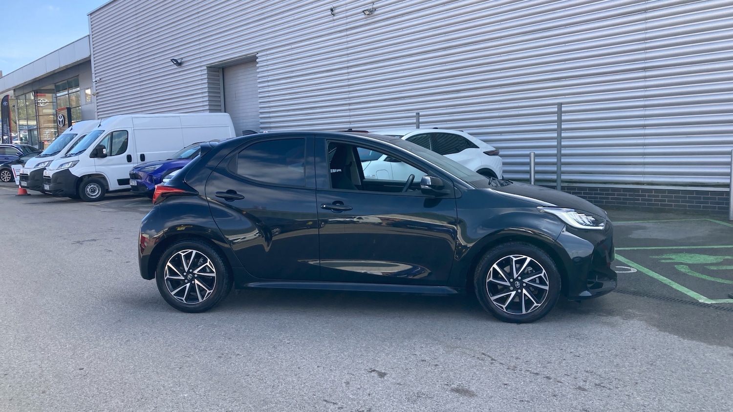 Used Toyota Yaris 2022 for sale - 78010924: Photo 16