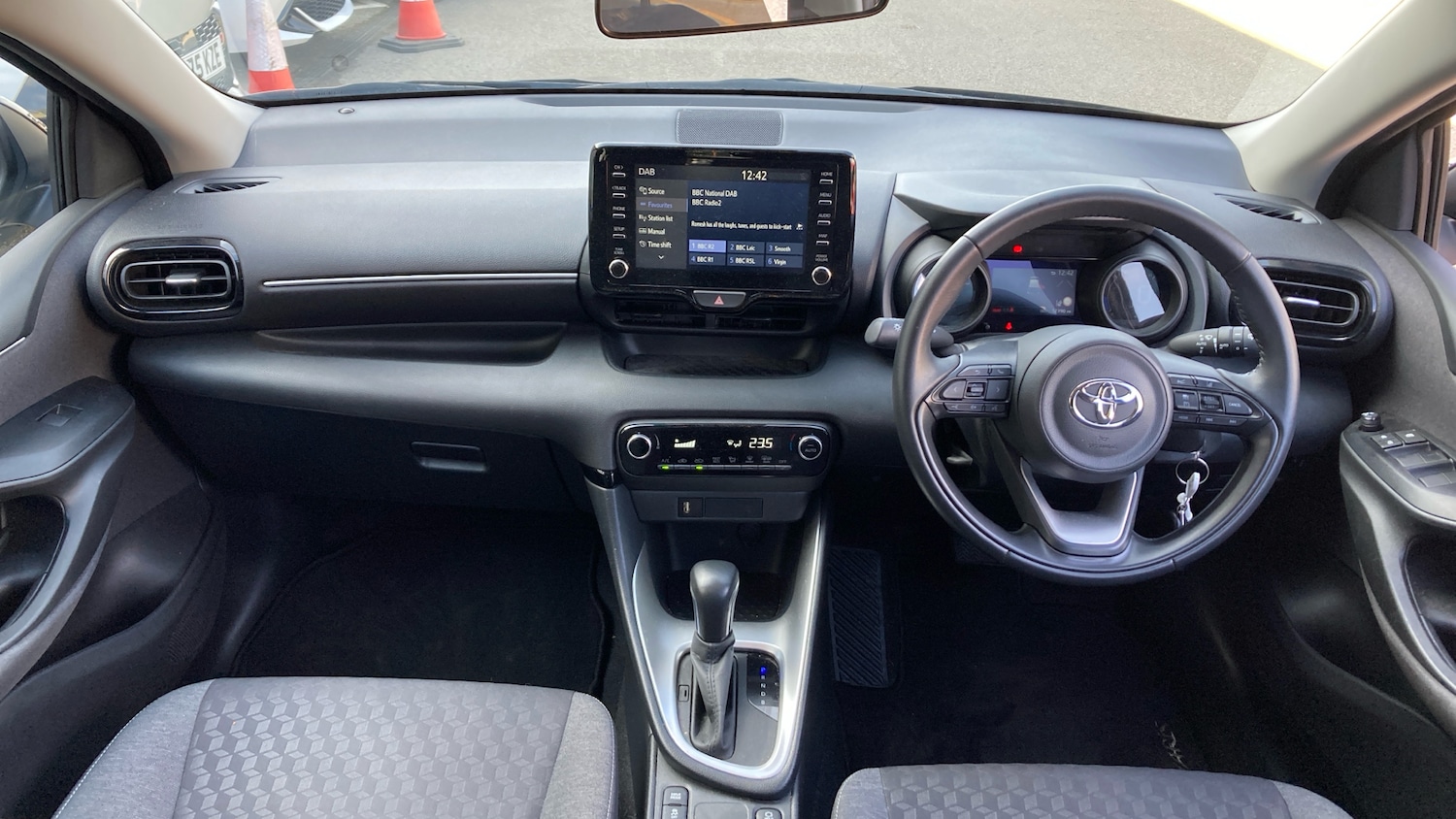 Used Toyota Yaris 2022 for sale - 78010924: Photo 5