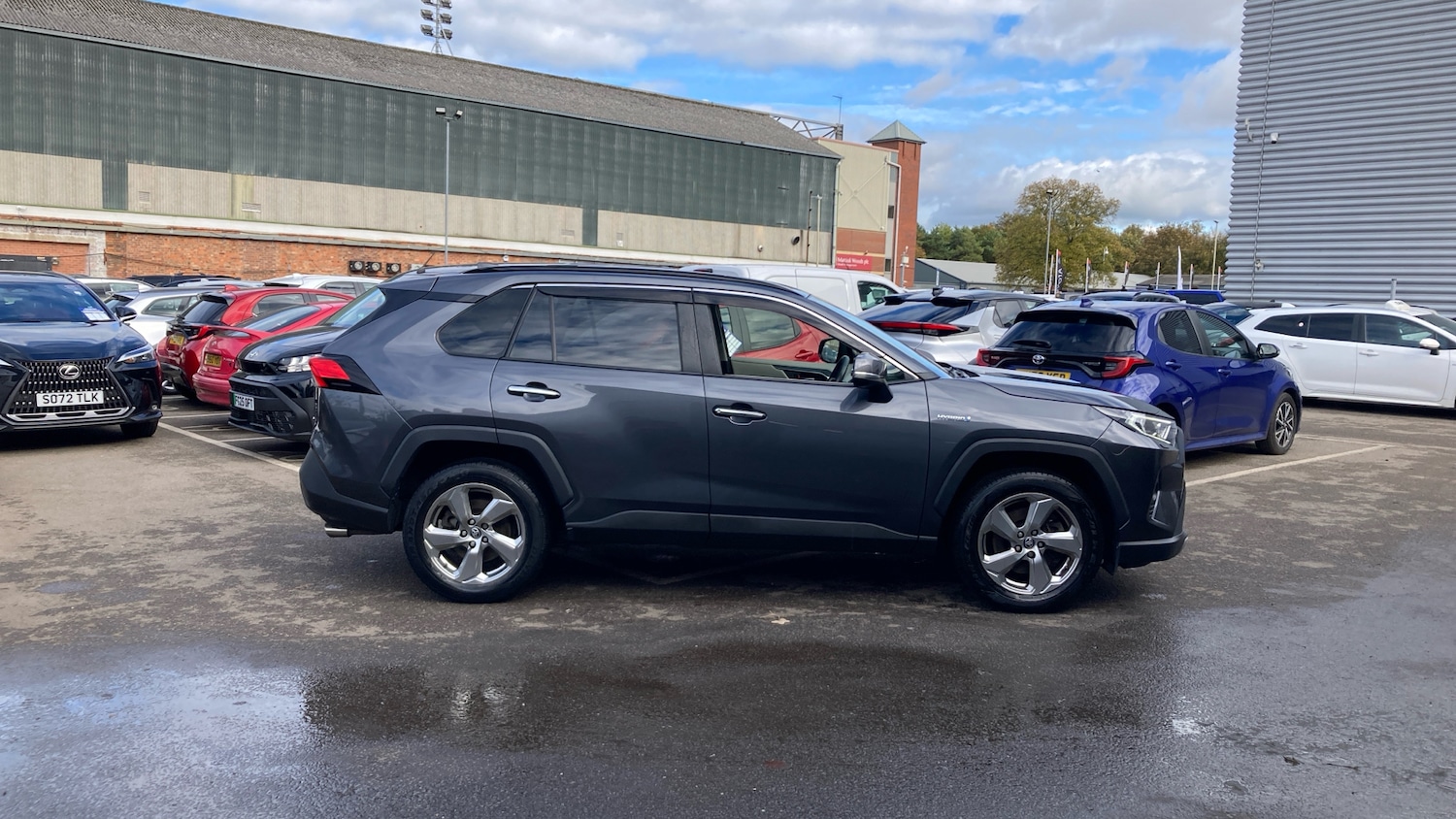 Used Toyota RAV4 2020 for sale - 76354931: Photo 16
