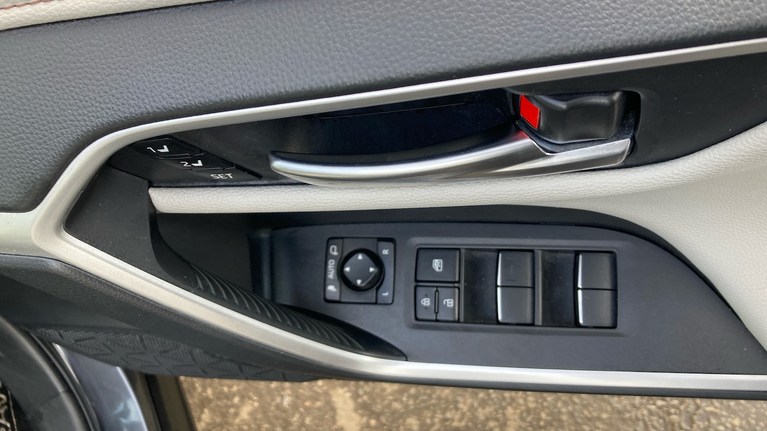 Used Toyota RAV4 2020 for sale - 76354931: Photo 32
