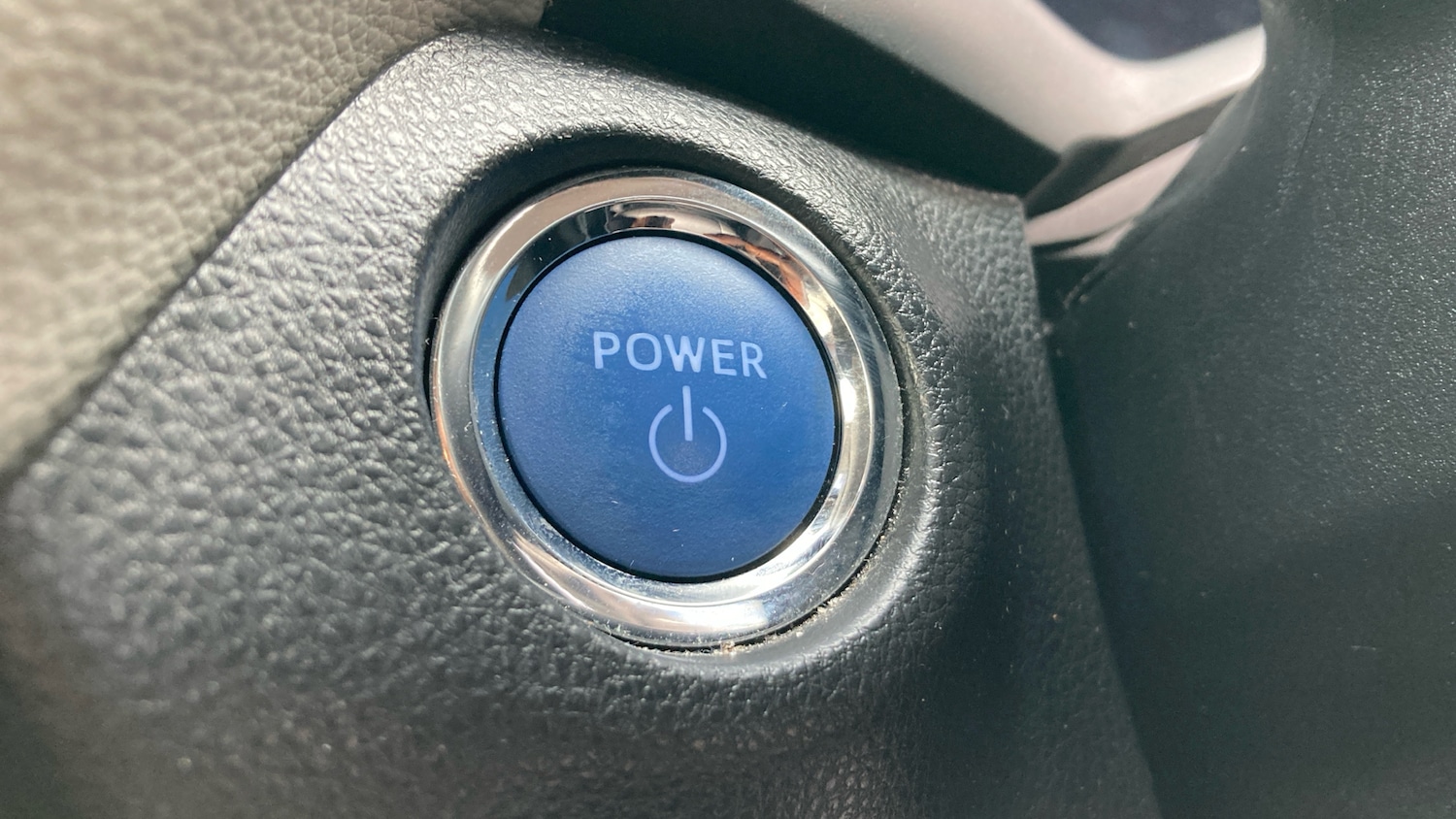 Used Toyota RAV4 2020 for sale - 76354931: Photo 40